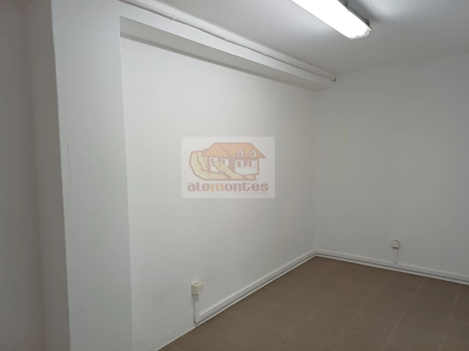 Armazém para Arrendamento em Grândola e Santa Margarida da Serra Foto 6