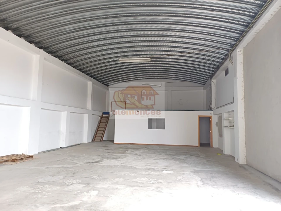 Armazém para Arrendamento em Grândola e Santa Margarida da Serra Foto 1