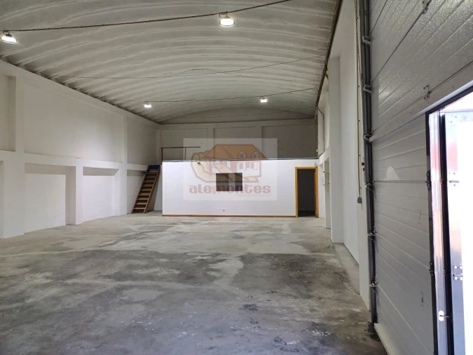 Armazém para Arrendamento em Grândola e Santa Margarida da Serra Foto 4