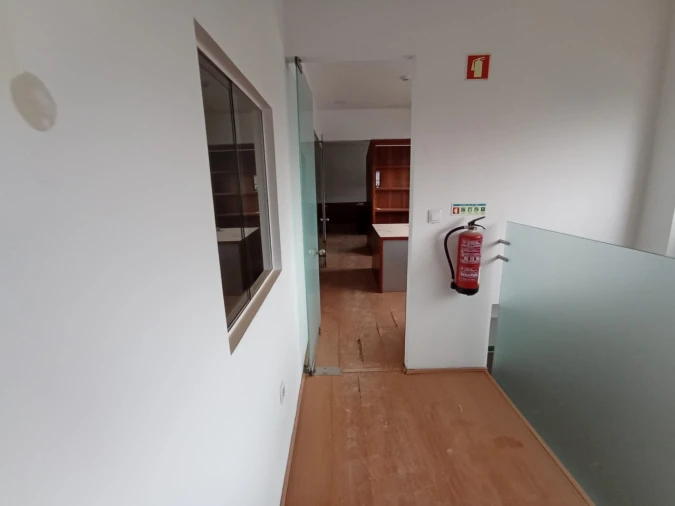 Armazém para Arrendamento em Perafita, Lavra e Santa Cruz do Bispo Foto 10