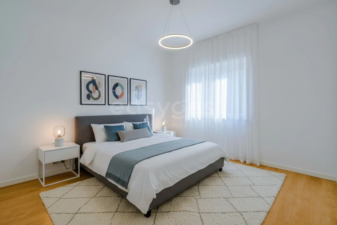 Apartamento T4 para Arrendamento em Carcavelos e Parede Foto 15