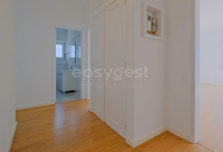 Apartamento T4 para Arrendamento em Carcavelos e Parede Foto 10