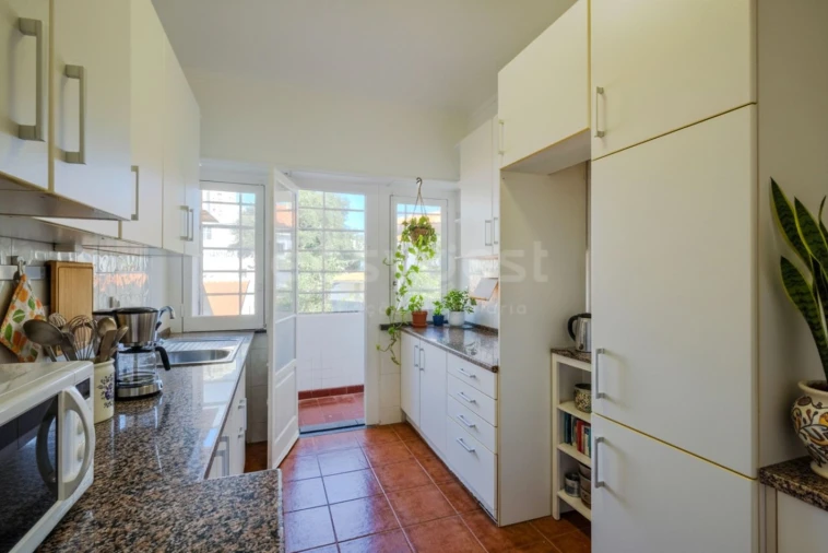 Apartamento T4 para Arrendamento em Carcavelos e Parede Foto 22