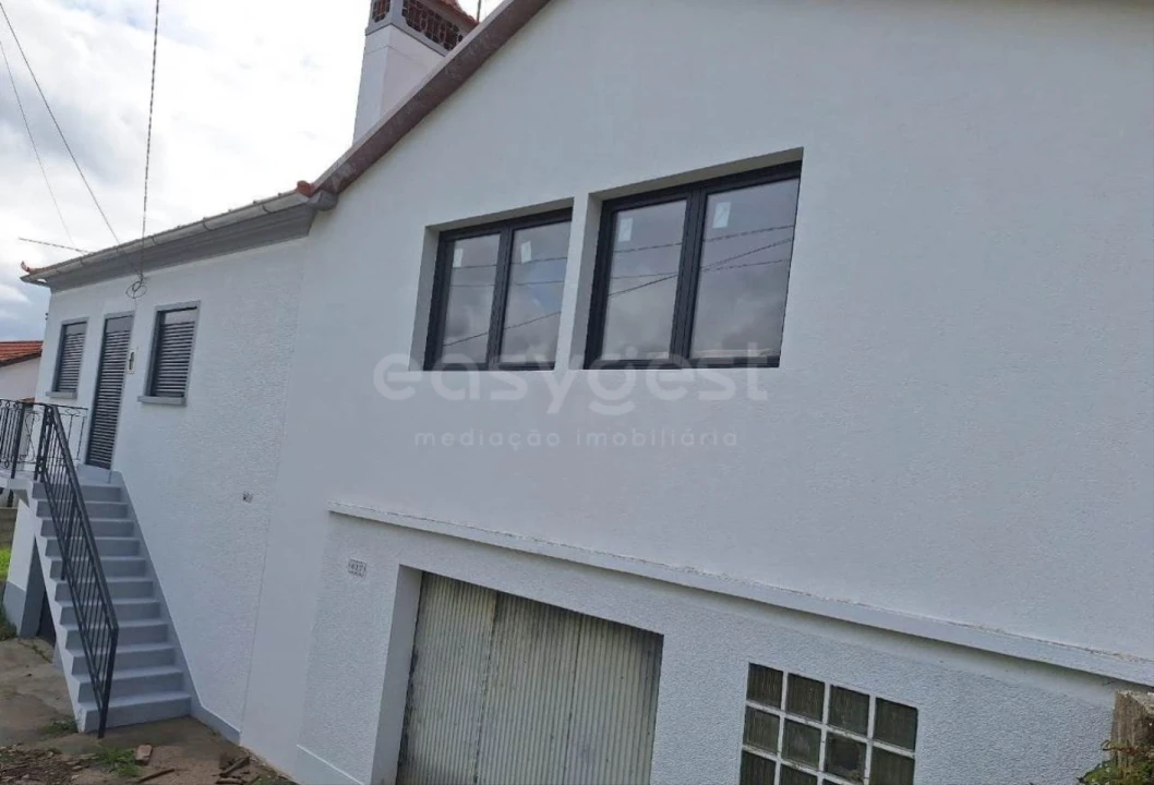 Moradia T3 para Venda em Espite Foto 2