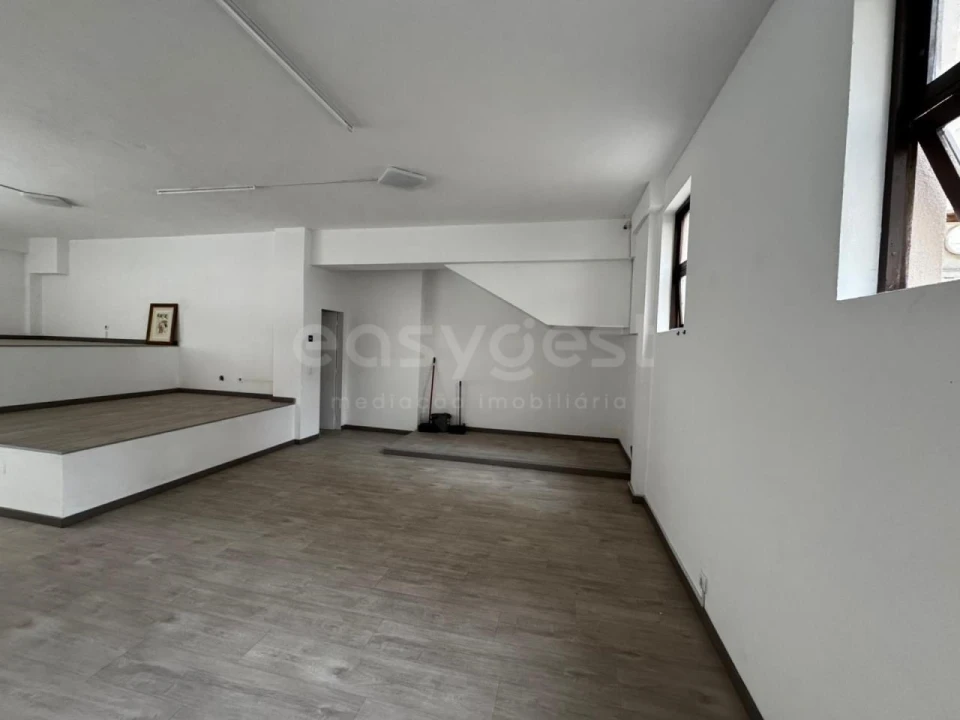 Loja para Arrendamento em Glória e Vera Cruz Foto 5