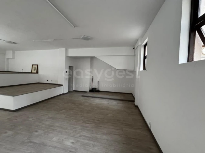 Loja para Arrendamento em Glória e Vera Cruz Foto 5