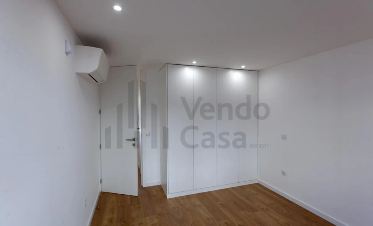 Apartamento T2 para Arrendamento em São Vitor (Braga) Foto 14