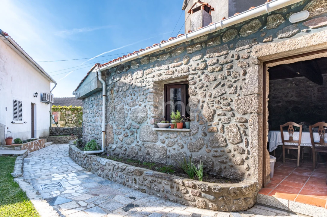 Moradia T3 para Venda em Refoios do Lima Foto 15