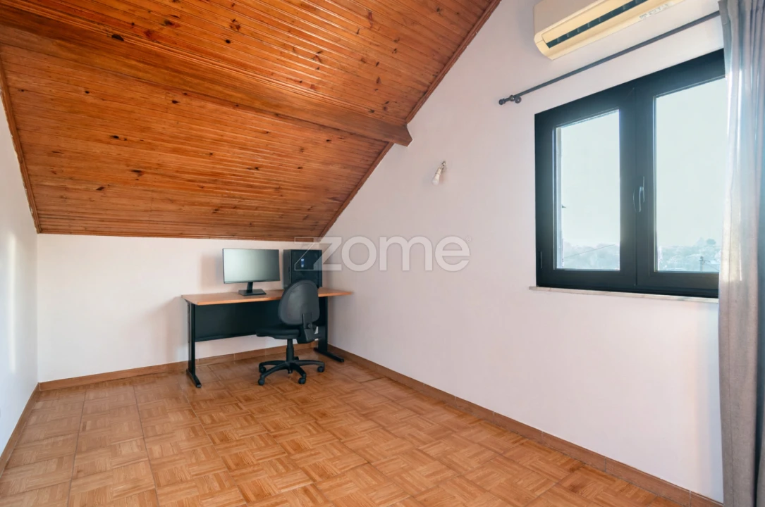 Moradia T3 para Venda em Refoios do Lima Foto 10