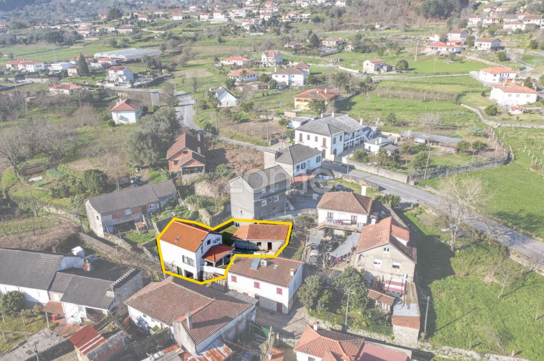 Moradia T3 para Venda em Refoios do Lima Foto 19