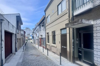 Moradia T4 para Venda em Cedofeita, Santo Ildefonso, Sé, Miragaia, São Nicolau e Vitória
