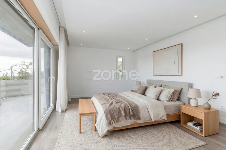 Moradia T4 para Venda em Santa Maria e São Miguel, São Martinho, São Pedro Penaferrim Foto 15