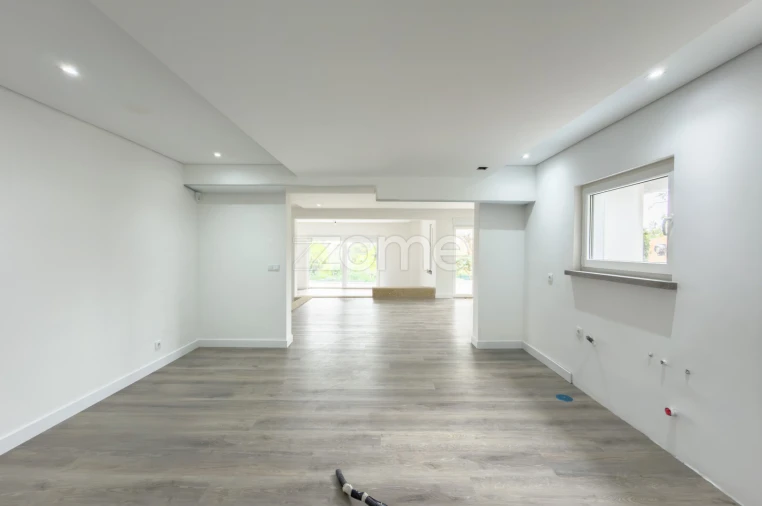 Moradia T4 para Venda em Santa Maria e São Miguel, São Martinho, São Pedro Penaferrim Foto 12