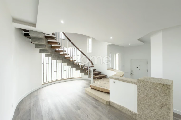 Moradia T4 para Venda em Santa Maria e São Miguel, São Martinho, São Pedro Penaferrim Foto 30