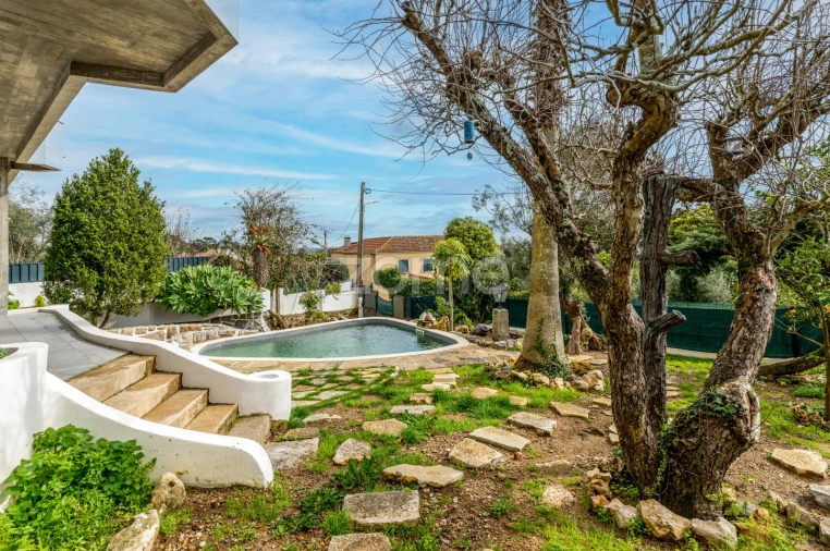 Moradia T4 para Venda em Santa Maria e São Miguel, São Martinho, São Pedro Penaferrim Foto 4