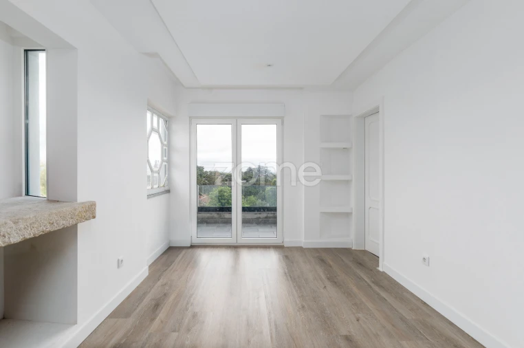 Moradia T4 para Venda em Santa Maria e São Miguel, São Martinho, São Pedro Penaferrim Foto 32