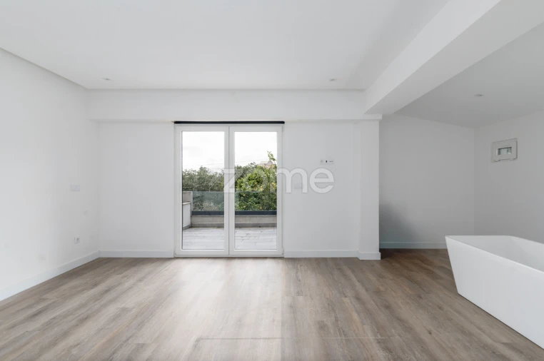 Moradia T4 para Venda em Santa Maria e São Miguel, São Martinho, São Pedro Penaferrim Foto 18