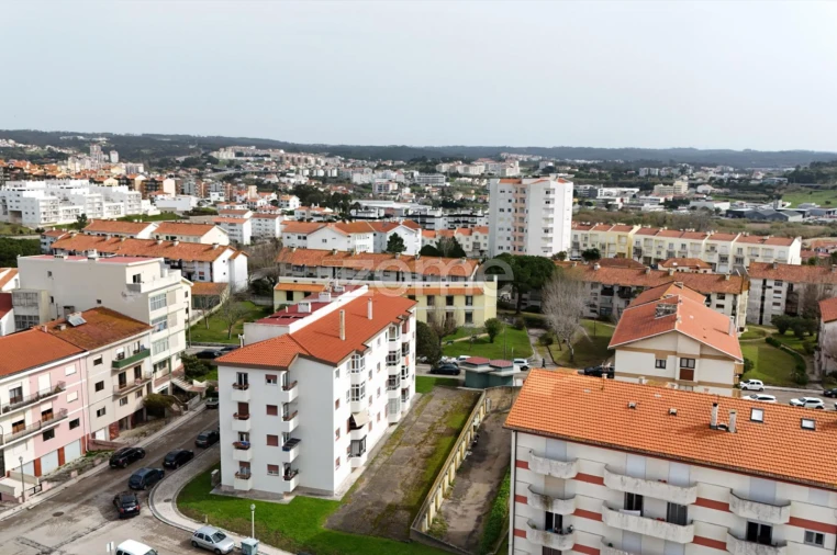 Garagem para Venda em Buarcos Foto 18