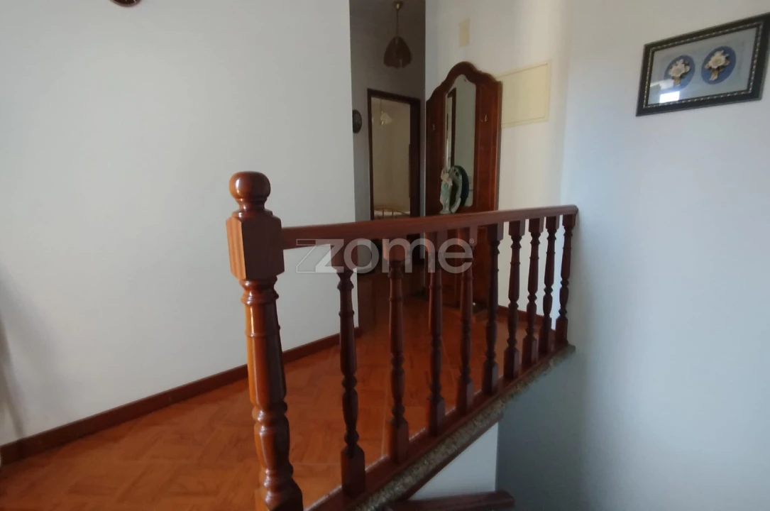 Moradia T3 para Venda em Lamosa Foto 6