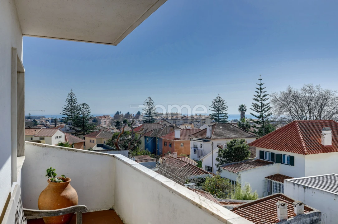 Apartamento T3 para Venda em Carcavelos e Parede Foto 3