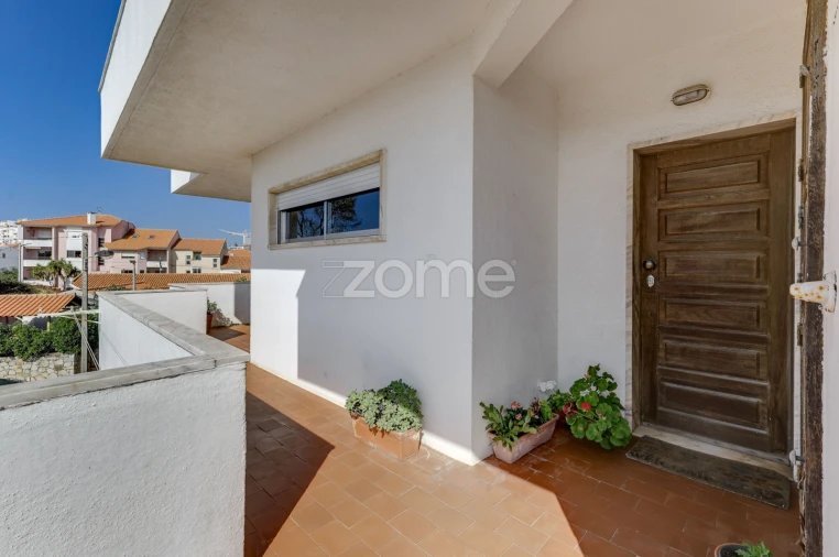 Apartamento T3 para Venda em Carcavelos e Parede Foto 5