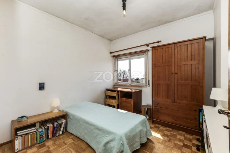 Apartamento T3 para Venda em Carcavelos e Parede Foto 21