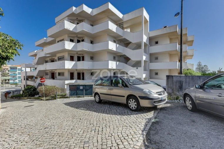 Apartamento T3 para Venda em Carcavelos e Parede Foto 24
