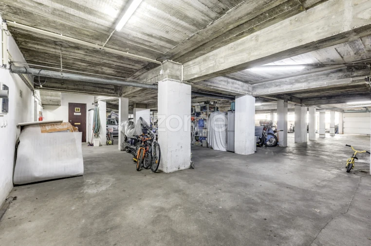 Apartamento T3 para Venda em Carcavelos e Parede Foto 23