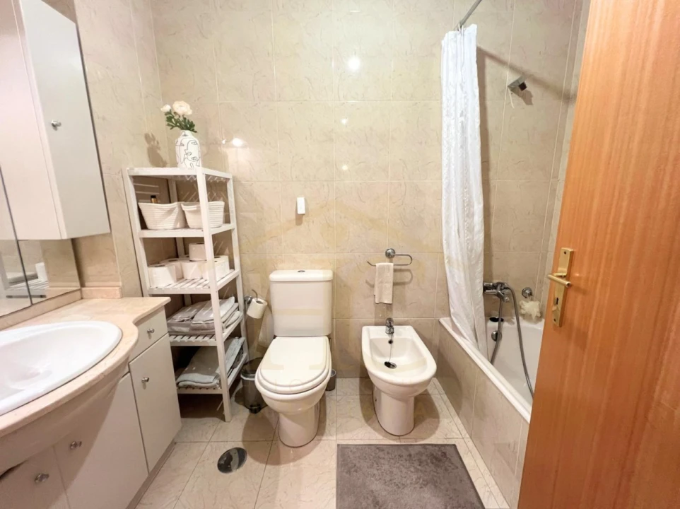 Apartamento T2 para Venda em Touguinha e Touguinhó Foto 19