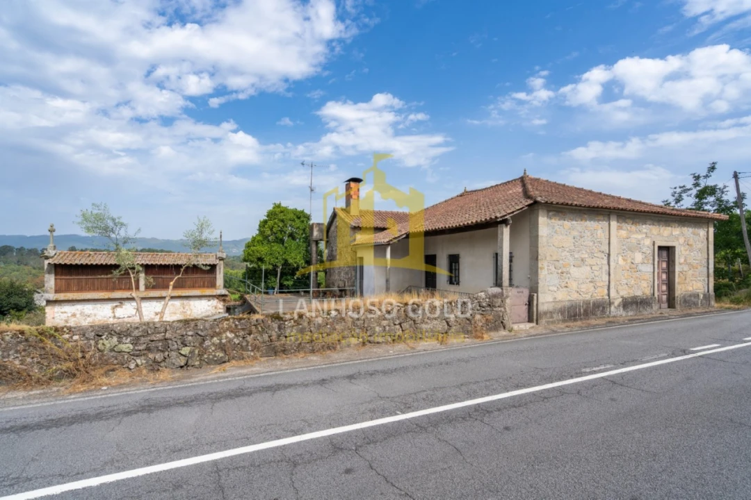 Moradia T4 para Venda em Caldelas, Sequeiros e Paranhos Foto 17