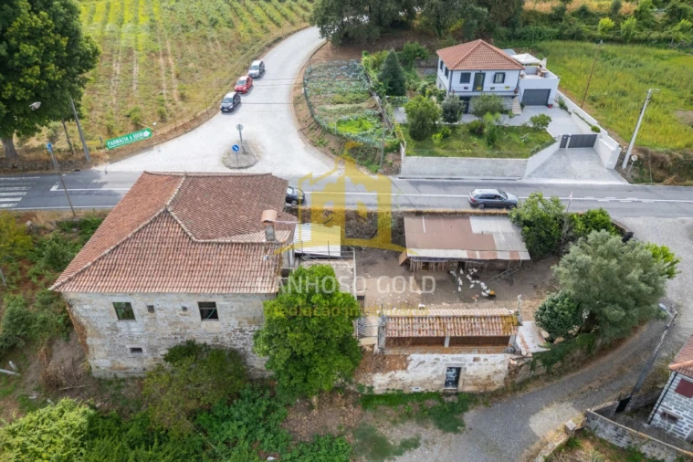 Moradia T4 para Venda em Caldelas, Sequeiros e Paranhos Foto 11