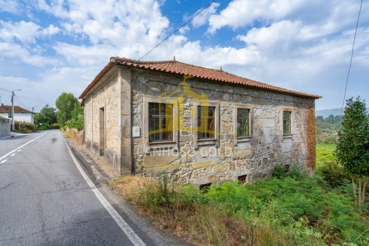 Moradia T4 para Venda em Caldelas, Sequeiros e Paranhos Foto 18