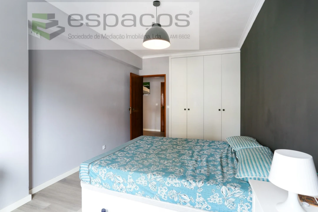 Apartamento T1 para Arrendamento em Queluz e Belas Foto 11