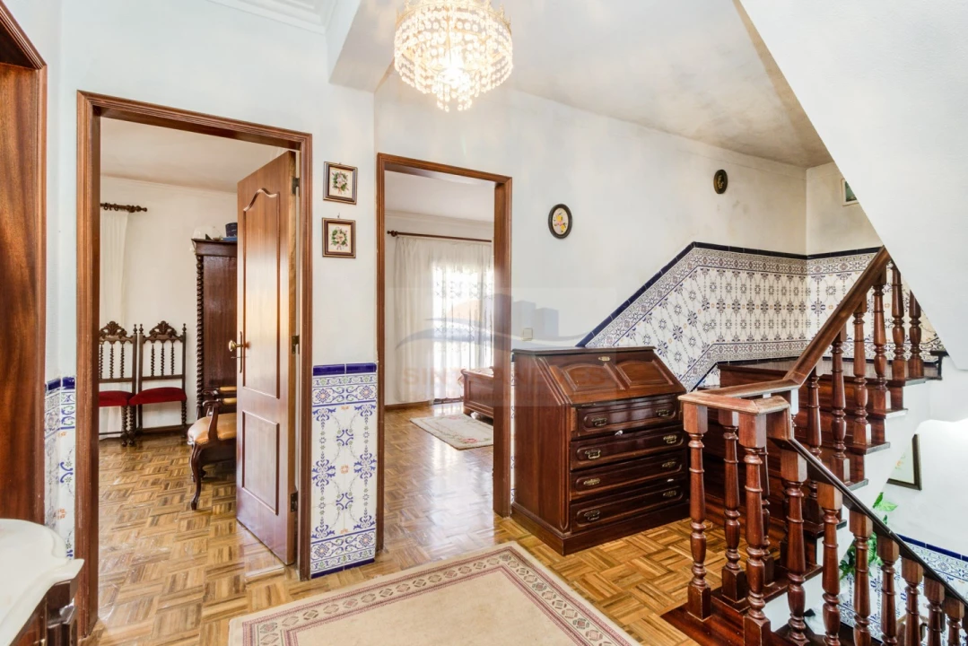 Moradia T5 para Venda em Mina de Água Foto 28