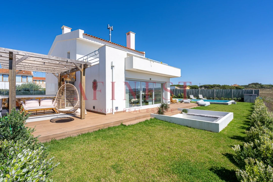 Moradia T4 para Arrendamento em São João das Lampas e Terrugem Foto 2