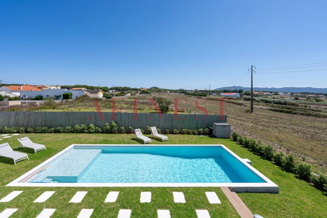 Moradia T4 para Arrendamento em São João das Lampas e Terrugem Foto 34