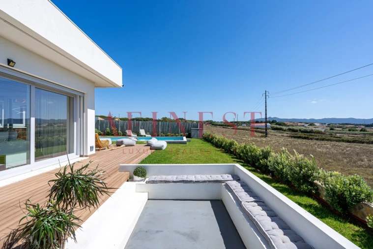 Moradia T4 para Arrendamento em São João das Lampas e Terrugem Foto 4