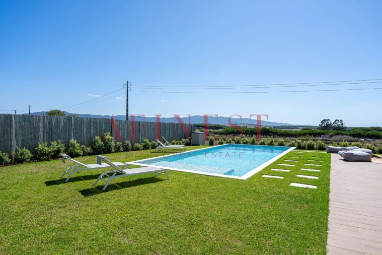 Moradia T4 para Arrendamento em São João das Lampas e Terrugem Foto 11