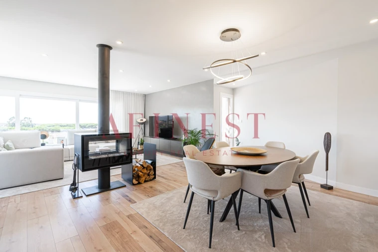 Moradia T4 para Arrendamento em São João das Lampas e Terrugem Foto 22