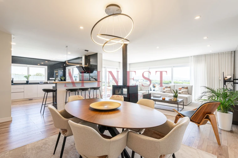 Moradia T4 para Arrendamento em São João das Lampas e Terrugem Foto 24