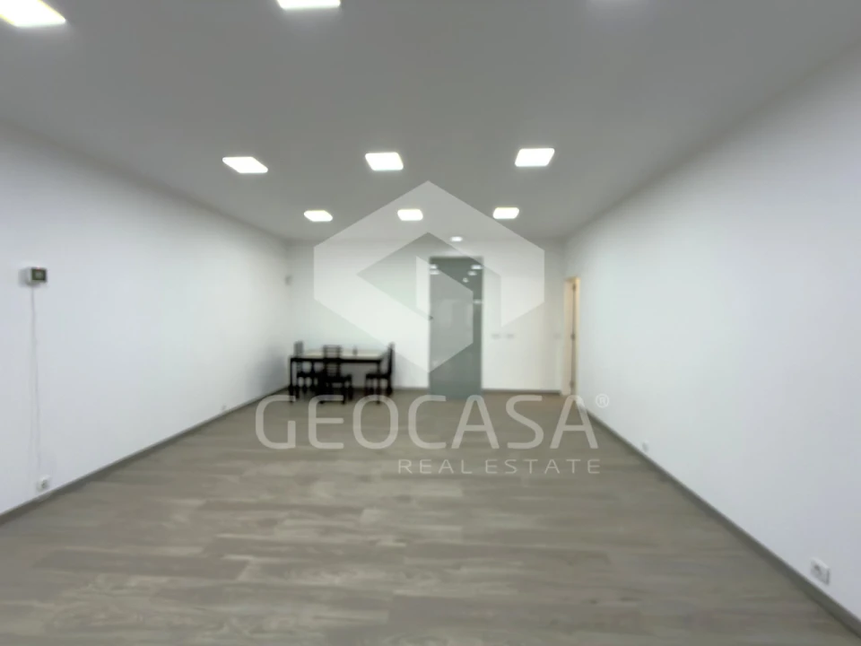 Loja para Arrendamento em Algueirão-Mem Martins Foto 4