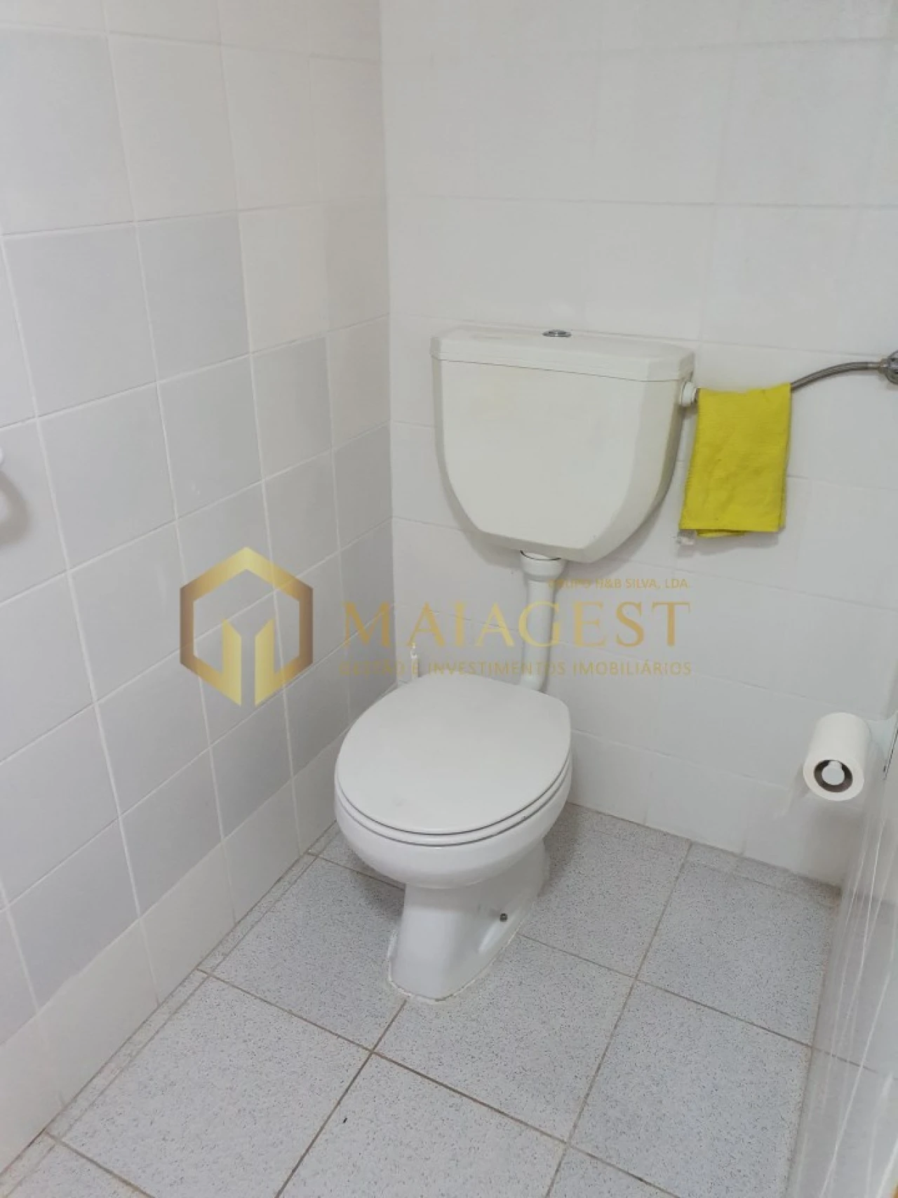 Loja para Arrendamento em Rio Tinto Foto 5