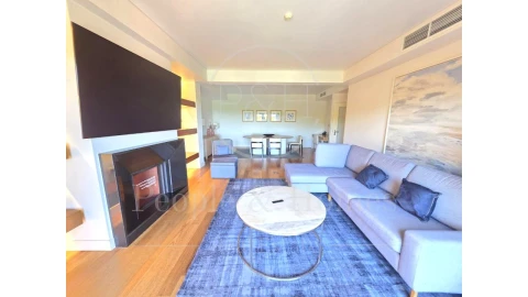 Apartamento T4 para Arrendamento em Cascais e Estoril