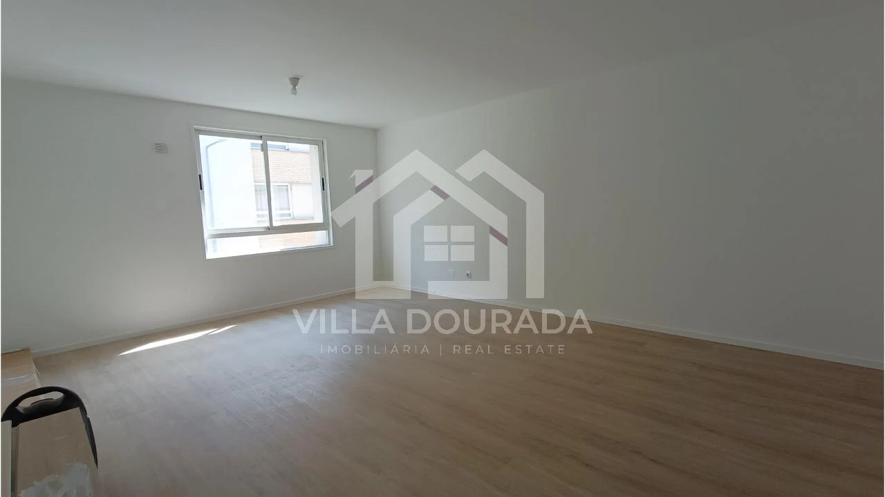 Apartamento T3 para Venda em Baguim do Monte (Rio Tinto) Foto 2