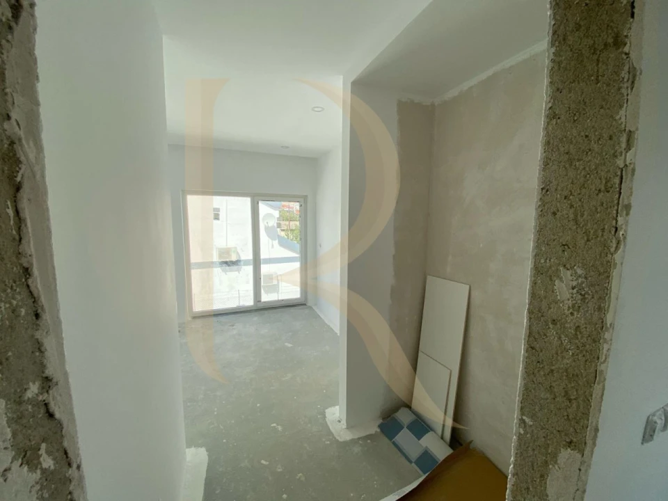 Moradia T4 para Venda em Charneca de Caparica e Sobreda Foto 37