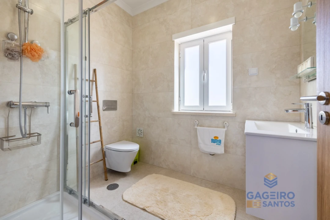 Moradia T4 para Venda em Nadadouro Foto 23