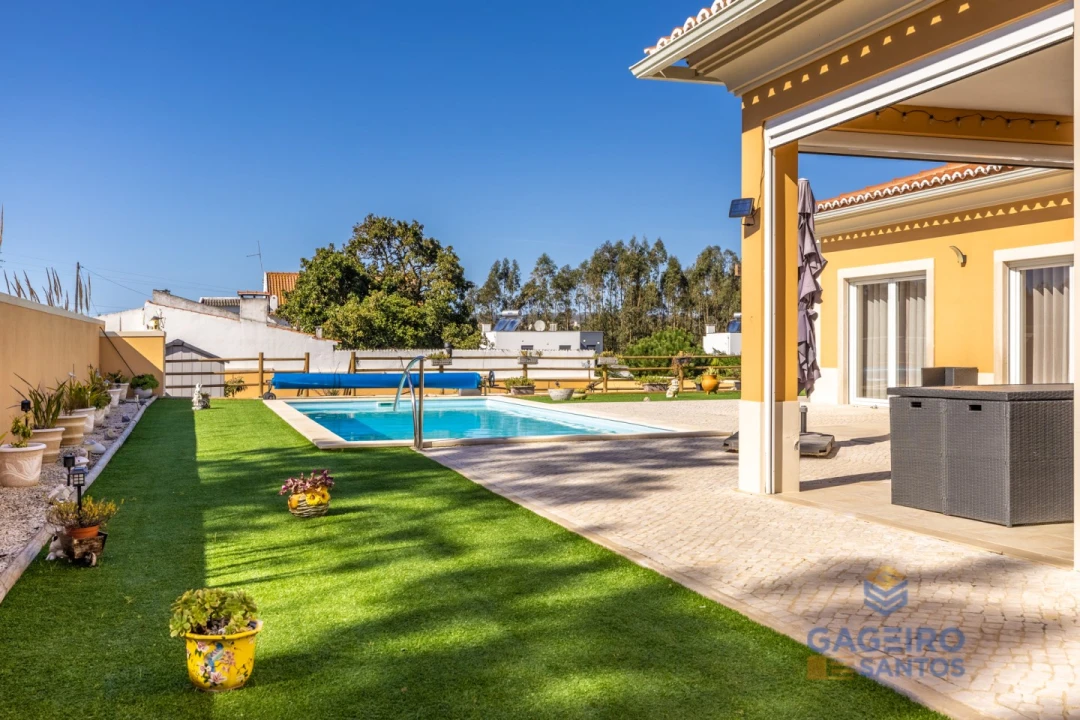 Moradia T4 para Venda em Nadadouro Foto 29