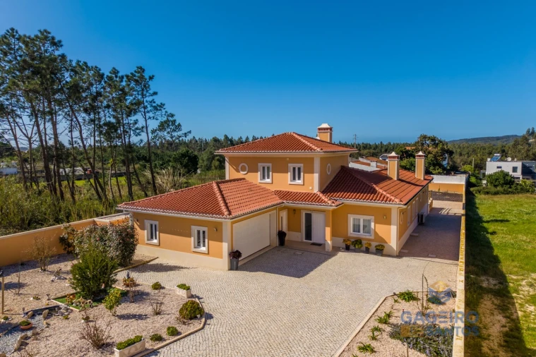 Moradia T4 para Venda em Nadadouro Foto 35