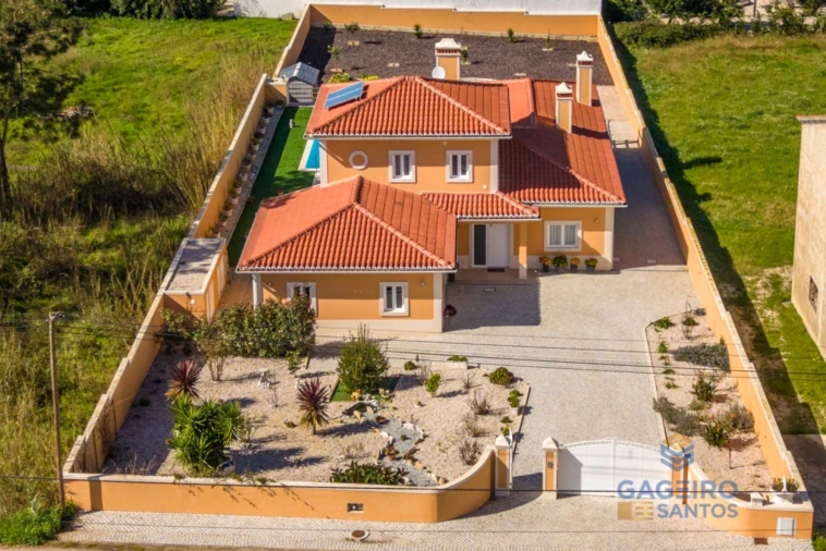 Moradia T4 para Venda em Nadadouro Foto 39