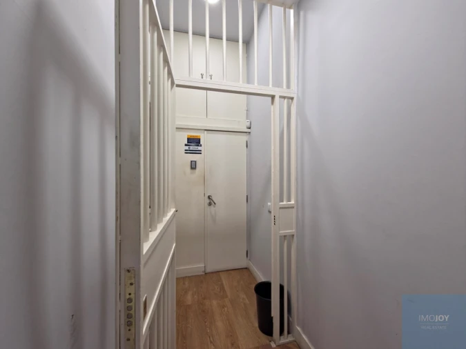 Loja para Arrendamento em Santa Maria Maior Foto 10